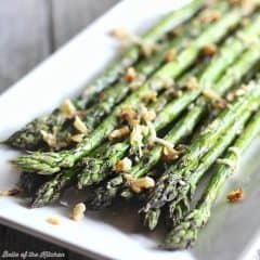 This Garlic Parmesan Roasted Asparagus is made with just a few simple ingredients and makes a perfectly delicious side dish for any meal.
