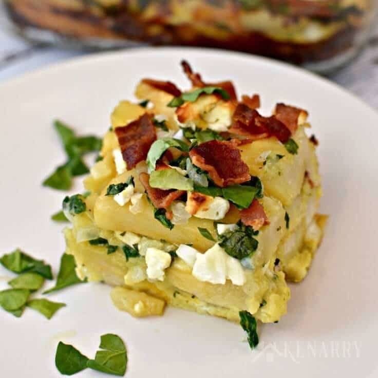 Oh yum! Bacon, spinach, feta cheese AND french fries for breakfast?! I can't wait to try this easy overnight egg casserole recipe.