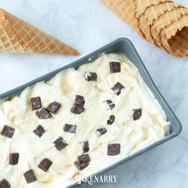 Dark chocolate chunks and caramel are the perfect combination in this homemade ice cream. This is a no churn ice cream recipe for an an easy summer dessert you can make without an ice cream maker.