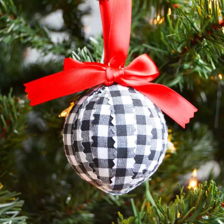 Easy DIY Christmas Ornament To Make In Minutes