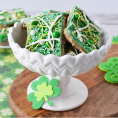 You don't need to be feeling lucky to make this easy St. Patrick's Day snack!