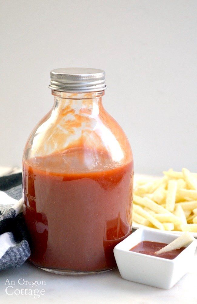 DIY Ketchup in a mason jar from An Oregon Cottage 