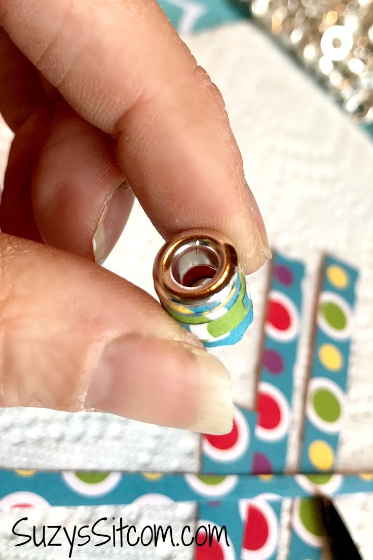Adding bead cores to the rolled scrappbook paper