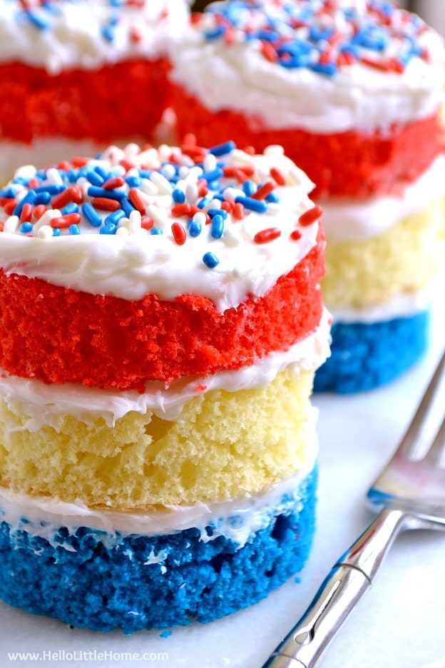 Round 3-layer cakes with red, white, and blue cake