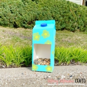 Our Milk Carton Bird Feeder is a great way to get creative, recycle and get outdoors by feeding the beautiful chirping birds around your house.