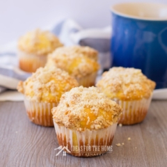 easy breakfast idea - lemon muffins