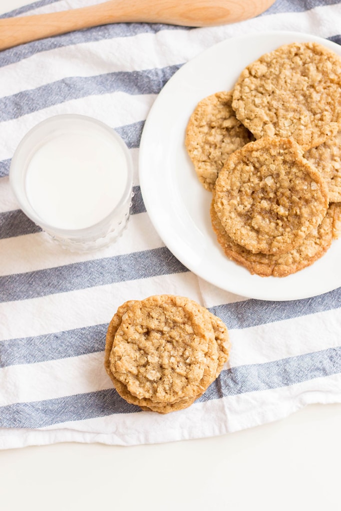 Classic Oatmeal Cookies That Are Soft &amp; Chewy - Ideas for the Home