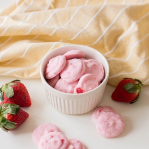 A delicious bowl of Easy Strawberry Yogurt Bites - the easiest kid-friendly snack, ever!