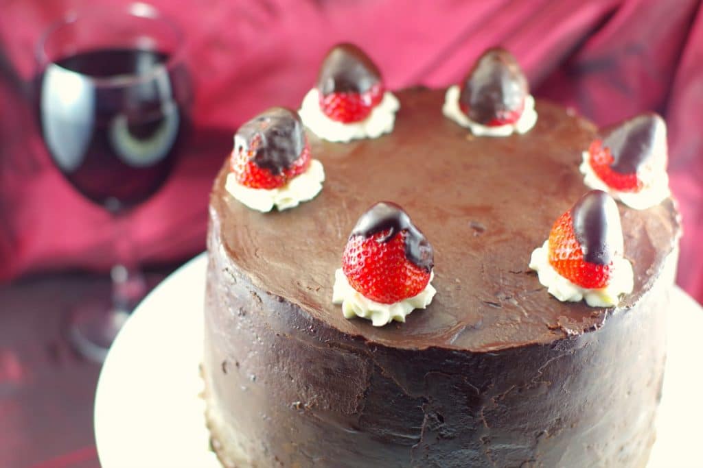 Red wine strawberry chocolate fudge cake