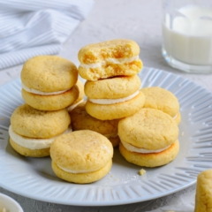 Easy Homemade Vanilla Cookies
