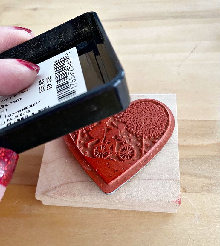using rubber stamp on heart stamp