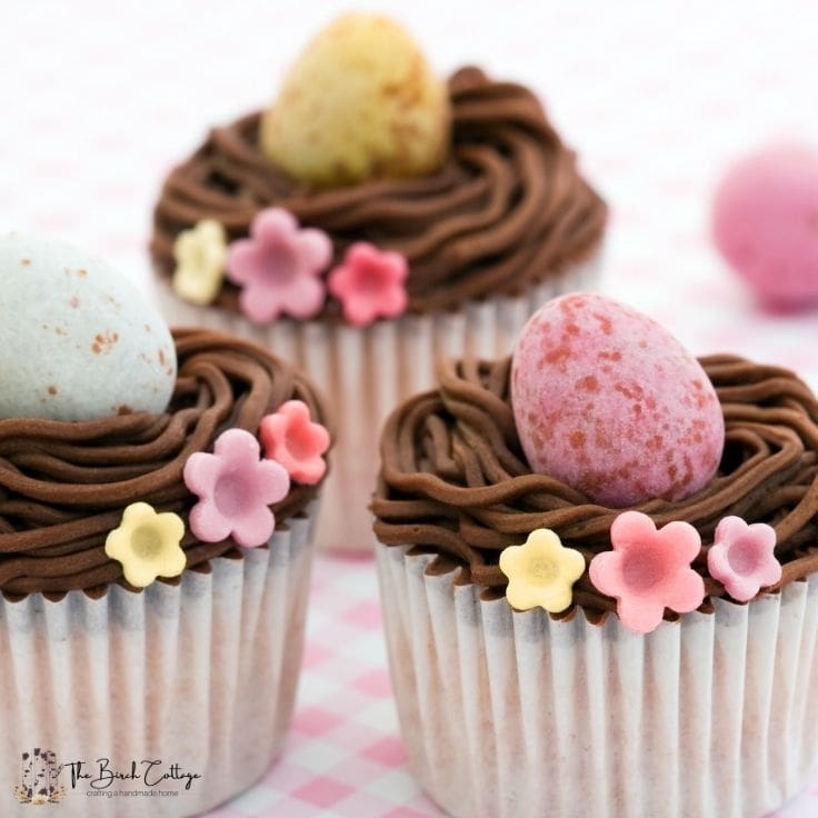 Easy Cadbury Easter Egg Cupcakes