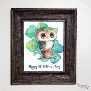 Printable St. Patrick's Day sign with owl and 3 leaf clovers